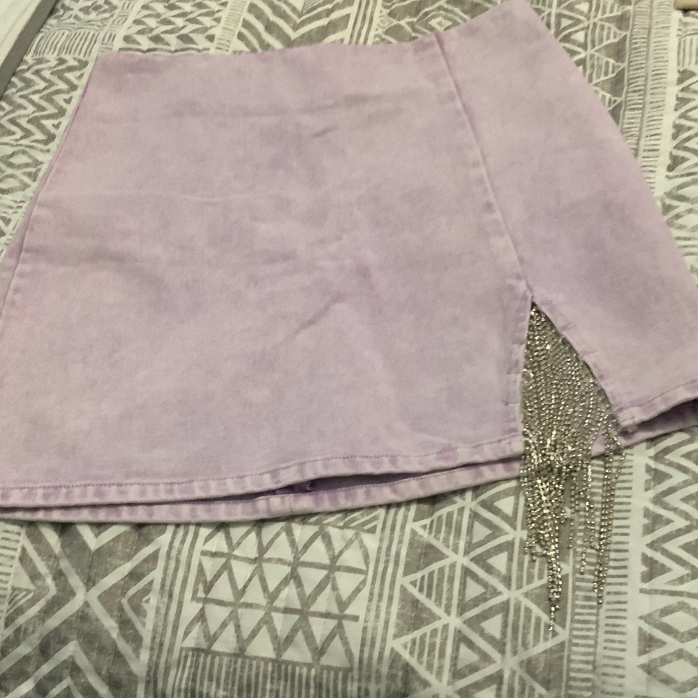 Lavender Pencil Skirt with Chain Detail